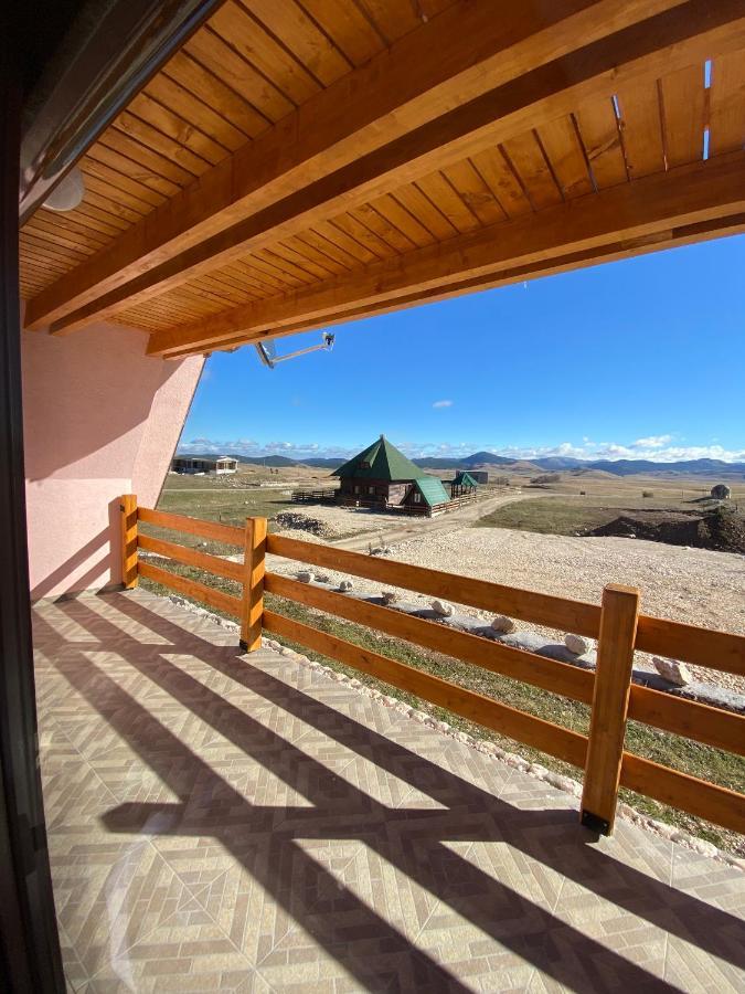 Hill View Chalets ชาเบลียค ภายนอก รูปภาพ